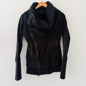 Lululemon Off the Mat Black Sherpa Jacket